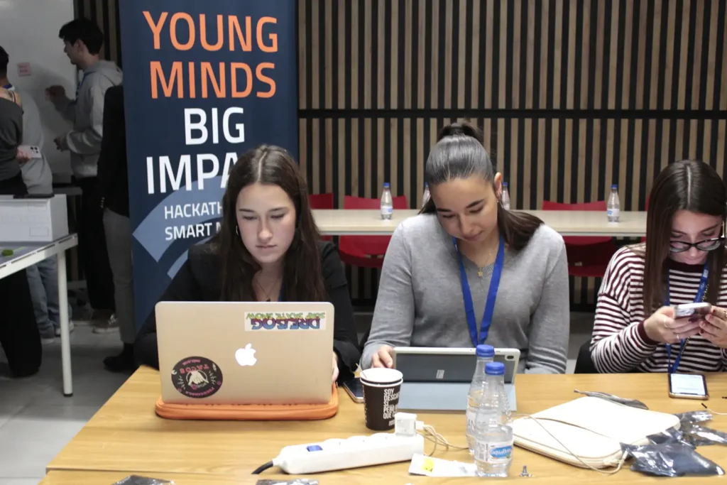 Young Minds, Big Impact Hackathon Malaga 2025 - Paidea Magazine